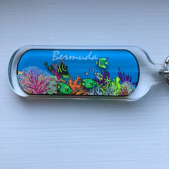 Vintage 80’s-style neon Bermuda keychain - Picture 3 of 6